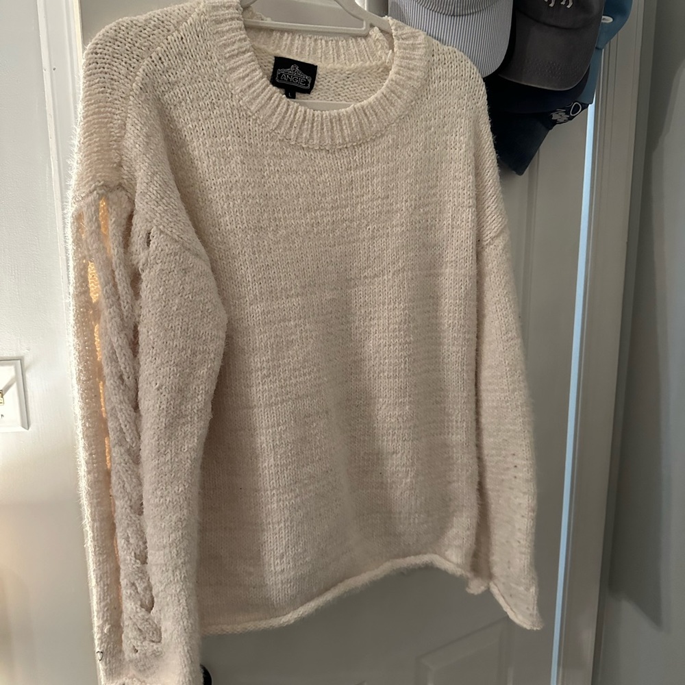 Boutique white sweater